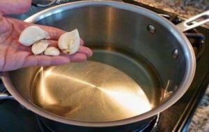 Boil Cloves of Garlic to Get Rid of Cold