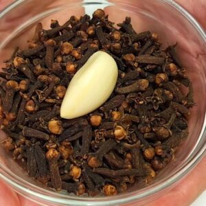 Natural Relief for Varicose Veins and Leg Pain Cloves, Garlic, and Olive Oil