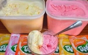 Simple Ice Cream Recipe Only 4 Ingredients, Very Creamy, Excellent Yields