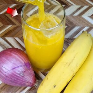 A Healing Drink Onion and Banana for Joint and Bone Pain Relief