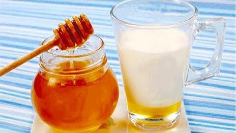 Drink Milk Mixed with Honey Before Bed, You Will NOT Believe the Results!