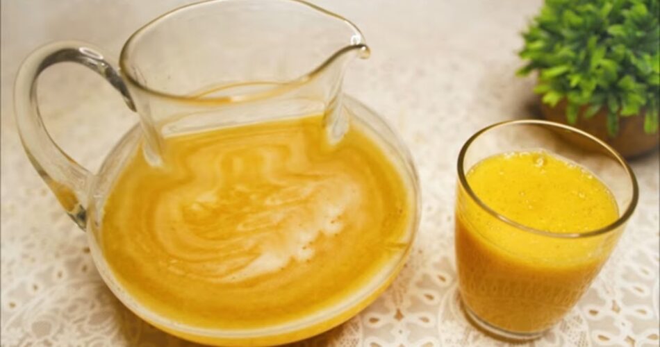 Miraculous Pain Relief Smoothie Banana, Red Onion, and Turmeric Recipe