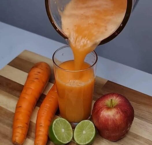 Refreshing Carrot, Lemon Lime, and Apple Juice Recipe